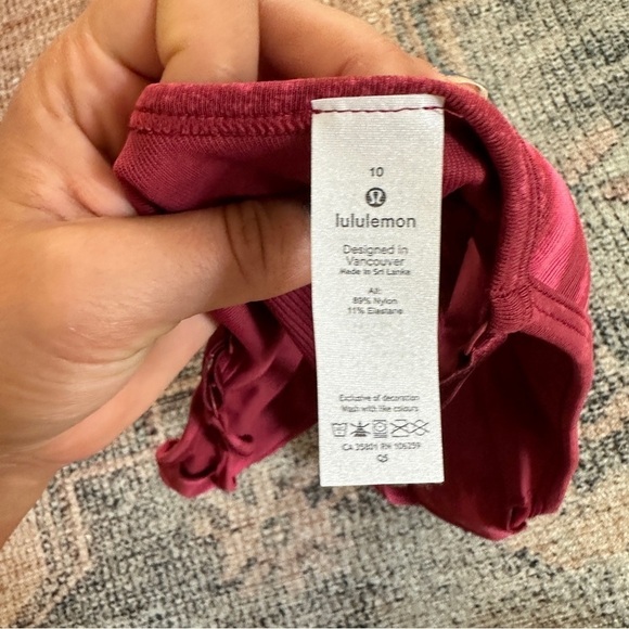 Lululemon Athletica Pink Red Tie Dye Sports Bra sz 10 - Picture 5 of 7